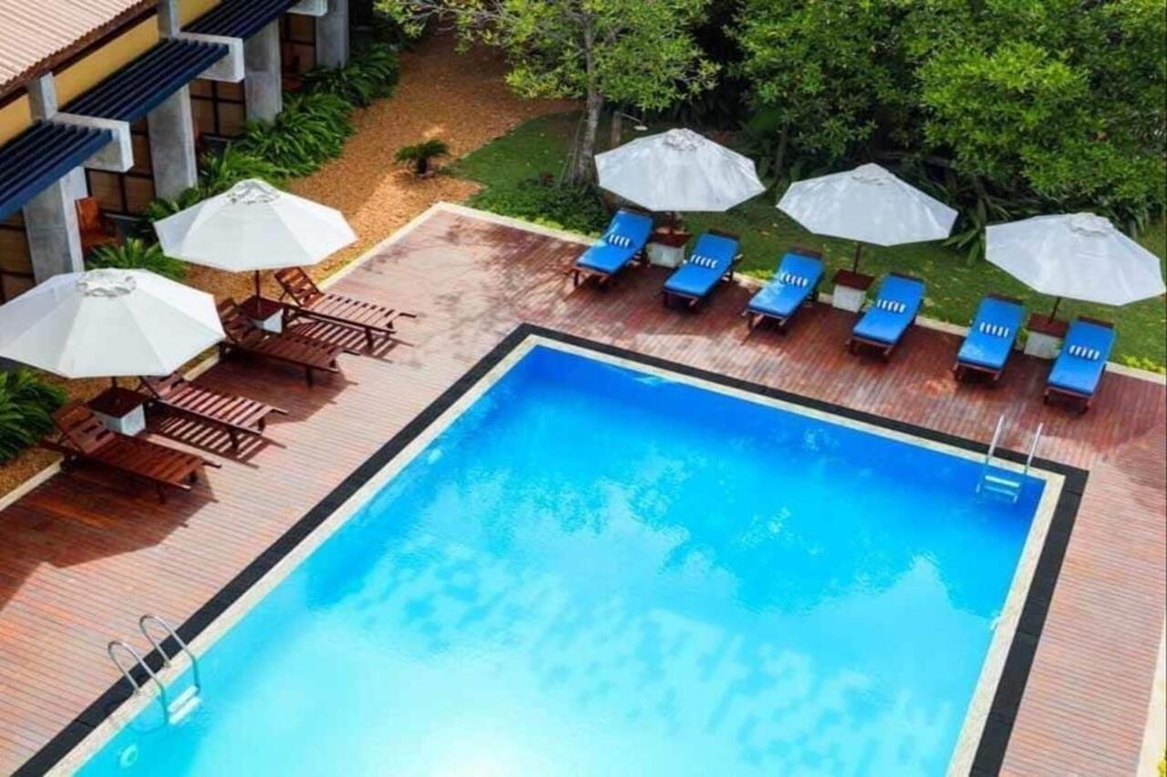 Amagi Aria Airport Transit Hotel Негомбо Экстерьер фото