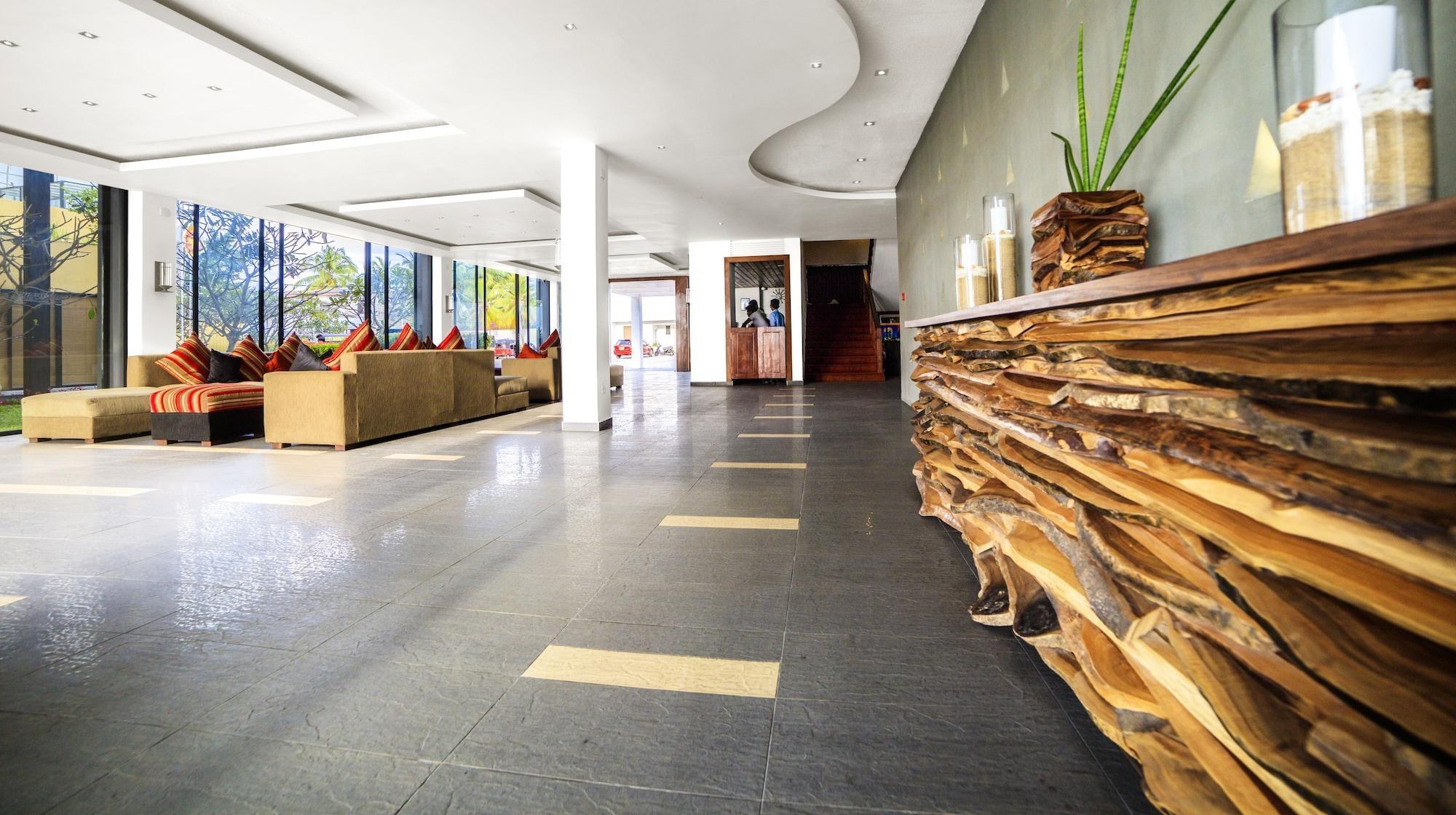 Amagi Aria Airport Transit Hotel Негомбо Экстерьер фото