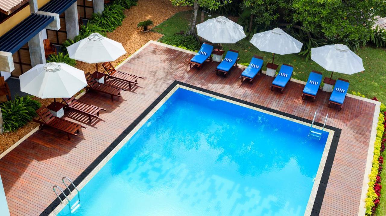 Amagi Aria Airport Transit Hotel Негомбо Экстерьер фото